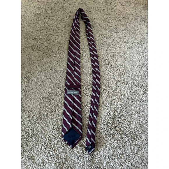 Michael Kors burgundy white tie - Picture 5 of 7